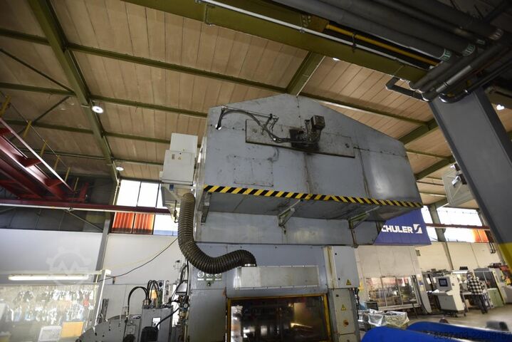 Edelhoff DARRW 2/400 עם מערכת מסוע Edelhoff DARRW 2/400