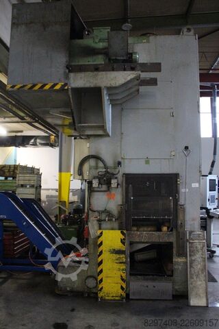 Edelhoff DARRW 2/400 עם מערכת מסוע Edelhoff DARRW 2/400