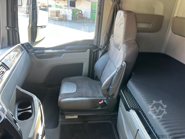 Timberbil MAN TGX 26.580 6x4 / Kurzholz / Tajfun 150Z96