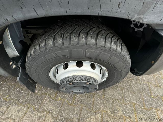 ボックスバン IVECO Daily 70C15 Koffer *Klima*Ahk*