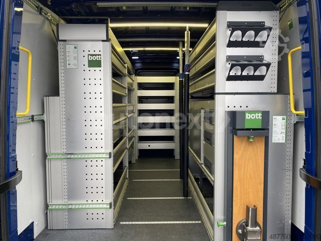 Varebil VOLKSWAGEN Crafter 35 DSG *WERKSTATT* LED+NAVI+KAMERA