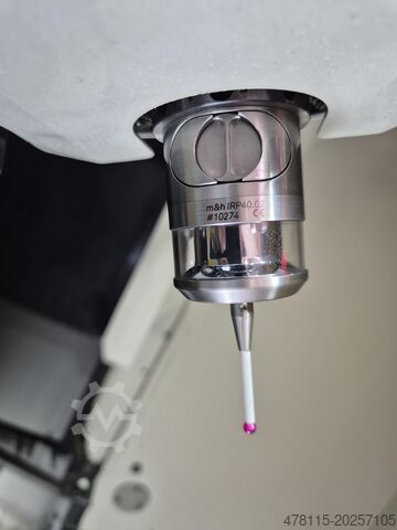 ศูนย์เครื่องจักรกลแนวตั้ง Fanuc Robodrill Alpha-D21LiB5