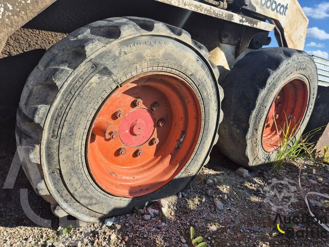 Lader Bobcat 743