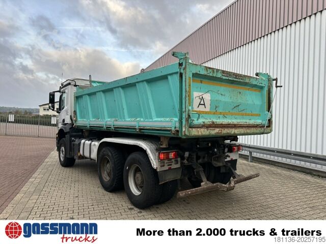 Camion benne Mercedes-Benz Arocs 2643 K 6x4, Rollplane, Meiller