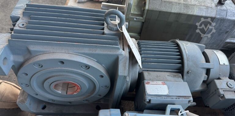 động cơ BAUER SG6-24/DK94-216