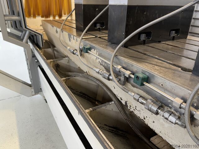 Reisende søylefresemaskin AXA VSC 3-3500-S/E