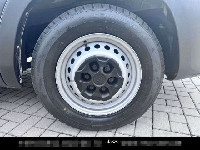 Skåpbil IVECO Daily 35S11 Kasten L2H2