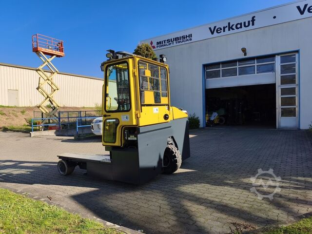 Dört yönlü yandan yükleyici Combilift C4500ET