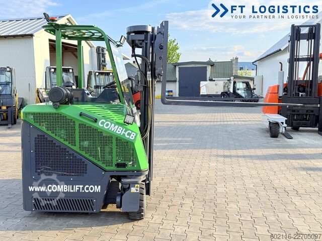 Fireveis truck Combilift CB3000 DIESEL TRIPLEX 4900 POSITIONER