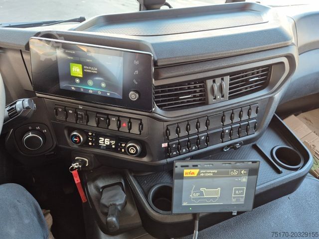 Саміоскид IVECO AD360X54Z HR OFF 8x4 Intarder AHK