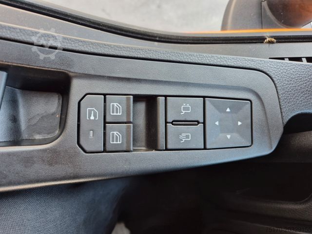 Саміоскид IVECO AD360X54Z HR OFF 8x4 Intarder AHK