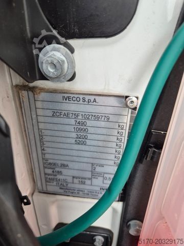 Skriňová dodávka IVECO Eurocargo ML75E21/P LBW 3 Sitze Klima