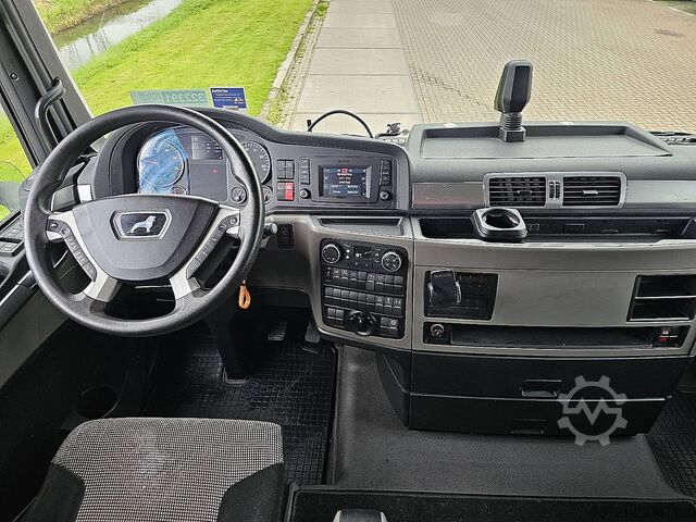 معيار SZM M.A.N. 18.460 TGX