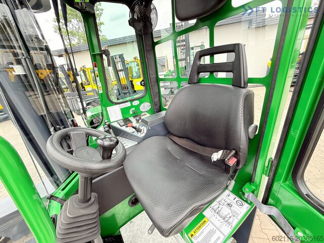 4-Wege-Gabelstapler Combilift C4000 / GAS / 9300MM / FREE-LIFT / CABIN