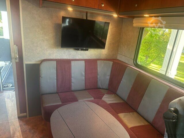 Fourgon DAF CF Roelofsen 6 Pferde Wohnung