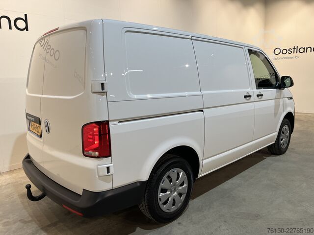 Комби с висок покрив VW Transporter 2.0 TDI L1H1 150 PK Automaat / Euro...