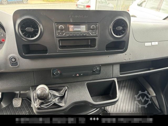 Vrachtwagen met bakwagen MERCEDES-BENZ Sprinter 314 Möbel Maxi 4,32 m. 22 m³ No. 316-27