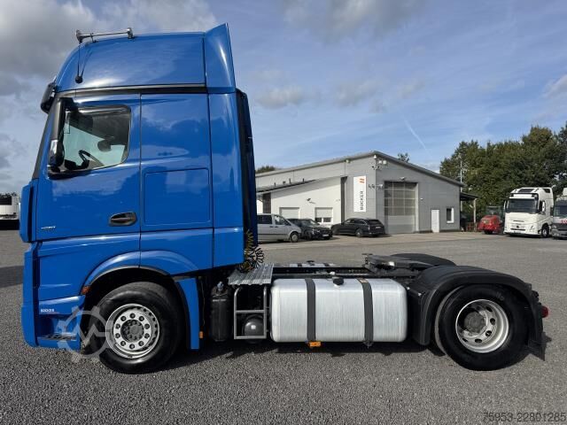 Standardni tegljač Mercedes-Benz 1851 LS Actros Gigaspace Retarder 2 x PTO