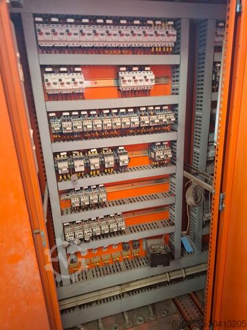 Makinë mbështjellëse për balatë letre Wrapmatic - Italy MA 3004