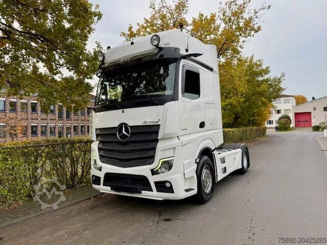Mercedes-Benz Actros 1948 GigaSpace / Euro 6 / 2X Tank