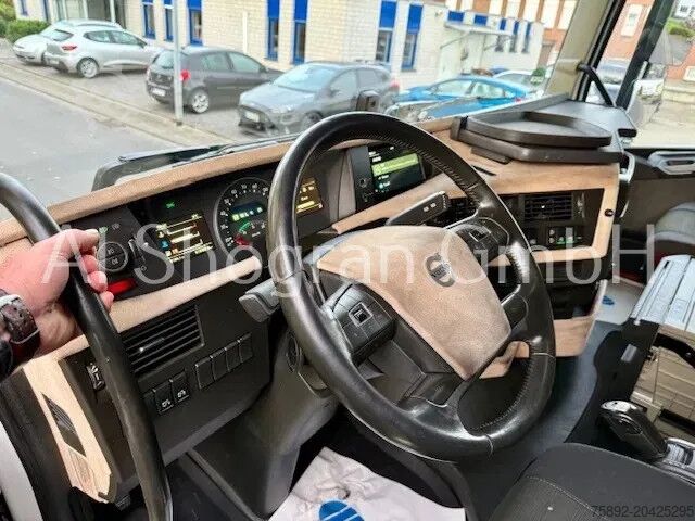 Volvo FH 460 Globetrotter XL / Euro 6