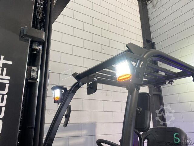 Gabelstapler Noblelift CPD30-AF1S