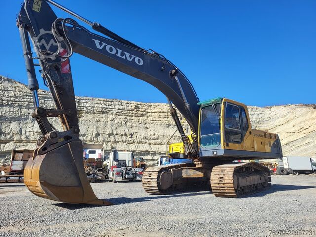 гусеничный экскаватор Volvo EC290B
