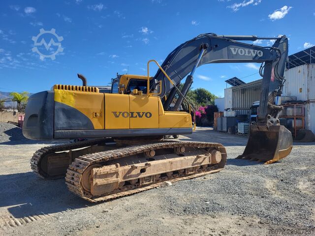 гусеничный экскаватор Volvo EC290B