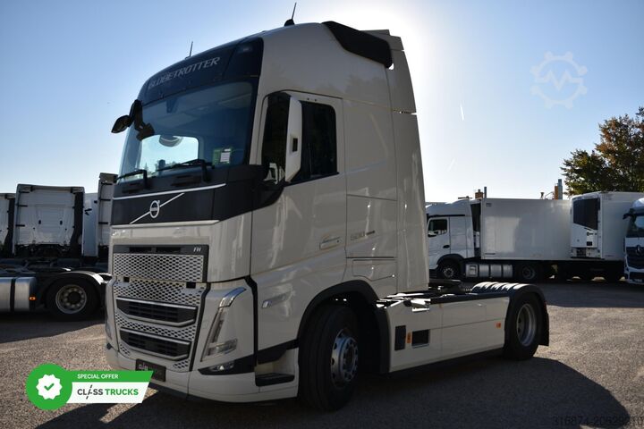 标准拖拉机装置 VOLVO FH 500 Globetrotter XL, Side Skirts