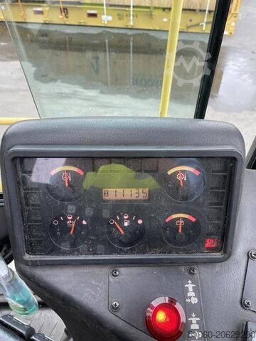 Στοίβαξη κενών δοχείων Hyster H11XD-ECD8