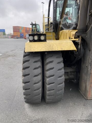 Στοίβαξη κενών δοχείων Hyster H11XD-ECD8