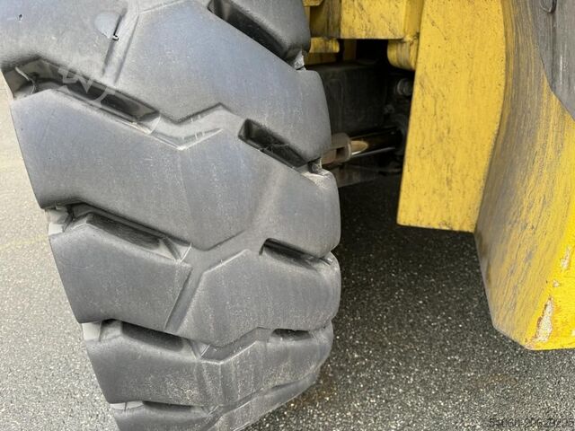 Περονοφόρο ανυψωτικό βαρέως τύπου - Diesel Hyster H30XMS-9