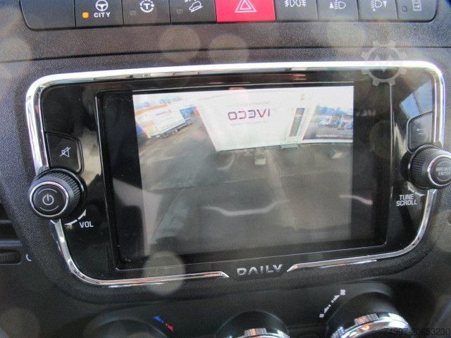 Dodávka s vysokou strechou IVECO 35S14HA8 V/P / Tempomat / Webasto / Kamera / AHK