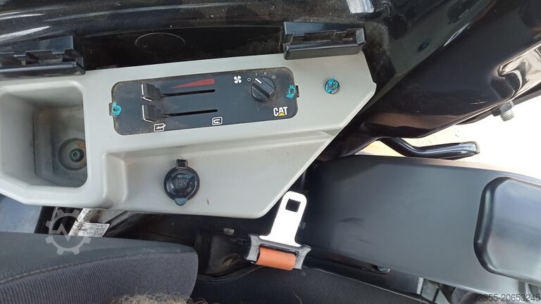 Mini Excavator < 7t Caterpillar 303.5E2 CR with 3 buckets