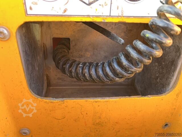 Tandem Roller Ammann ARR 1575 – Remote-Controlled Trench Roller Ideal for Soil Compaction