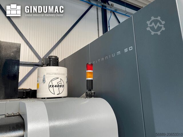 VERTIKALES BEARBEITUNGSZENTRUM Hurco VMX30Ui + BMO Automation Titanium 50