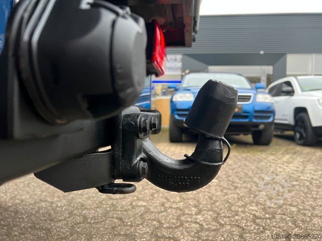 कर्टन साइडर वैन VOLKSWAGEN Crafter TDI Pritsche+Plane*AHK=3.500Kg*Klima*