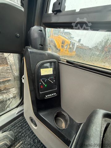 Minigrävare VOLVO ECR 58D