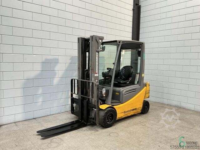 מלגזה Jungheinrich EFG 320
