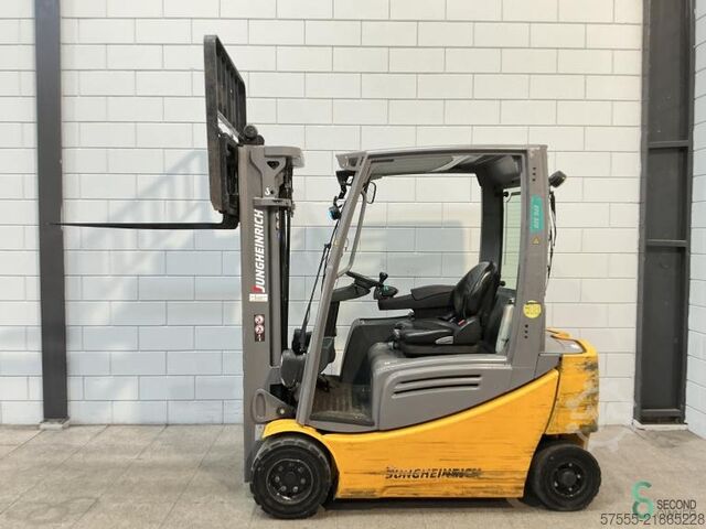 מלגזה Jungheinrich EFG 320