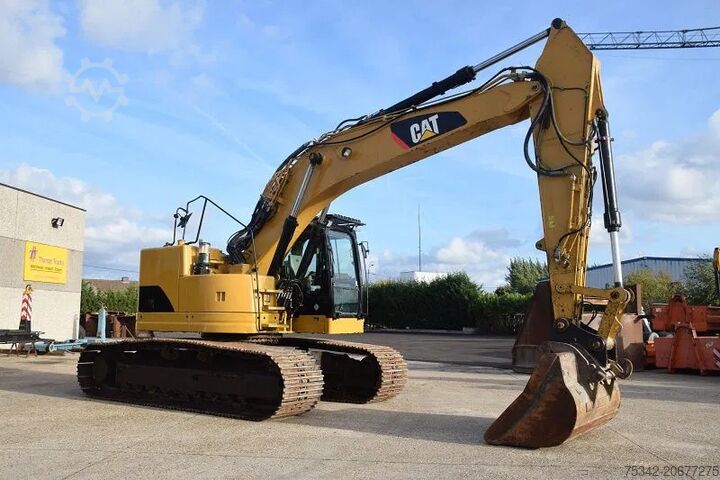 Paletli ekskavatör Caterpillar 328D. LCR - stock ID97