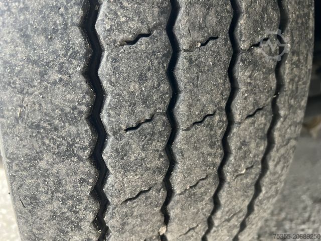 Camión caja IVECO EC ML120EL21 CNG Erdgas Klima7,2m Koff LBW+Tür