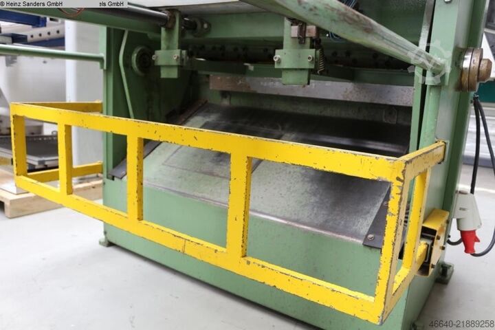 Guillotineskärare - hydraulisk OMAG CEL 104
