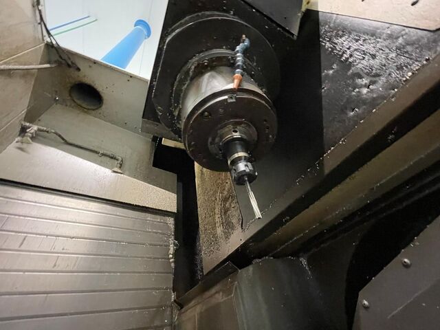  Makino D500