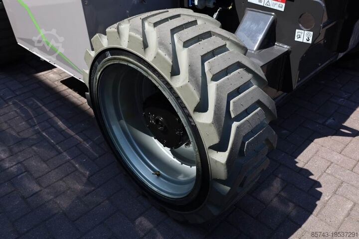 Plataforma telescópica Zoomlion ZT22JE Fully Electric Lithium-Powered, 4x4 Rough T