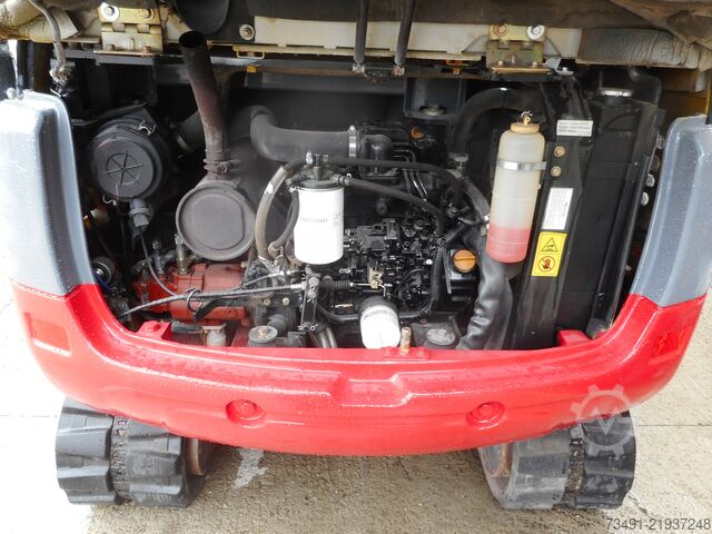 미니 굴착기 Takeuchi TB 235 mit POWERTILT