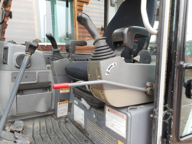 미니 굴착기 Takeuchi TB 235 mit POWERTILT