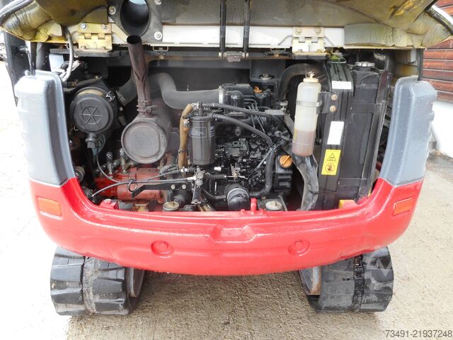 미니 굴착기 Takeuchi TB 235 mit POWERTILT
