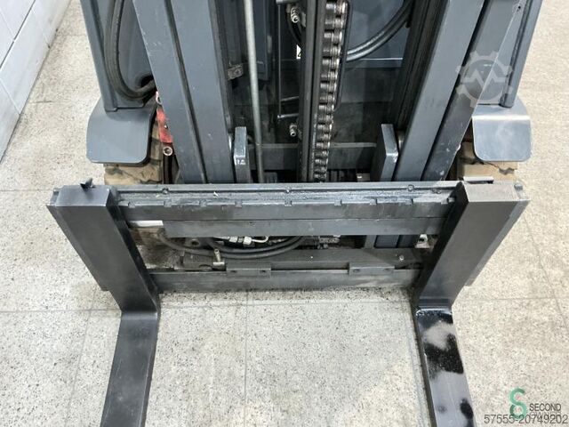 Autokrāvējs Linde E16P