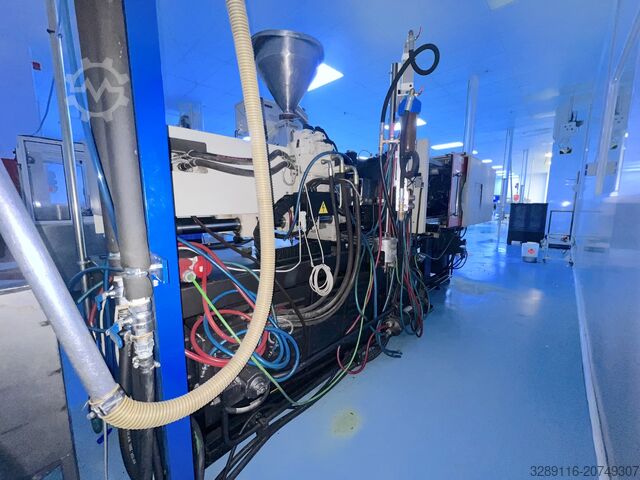 Injection molding machine Haitian HTF150X